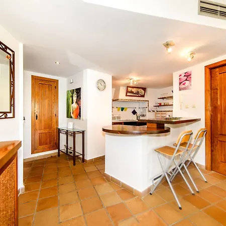 Bennecke Alisa Apartment *